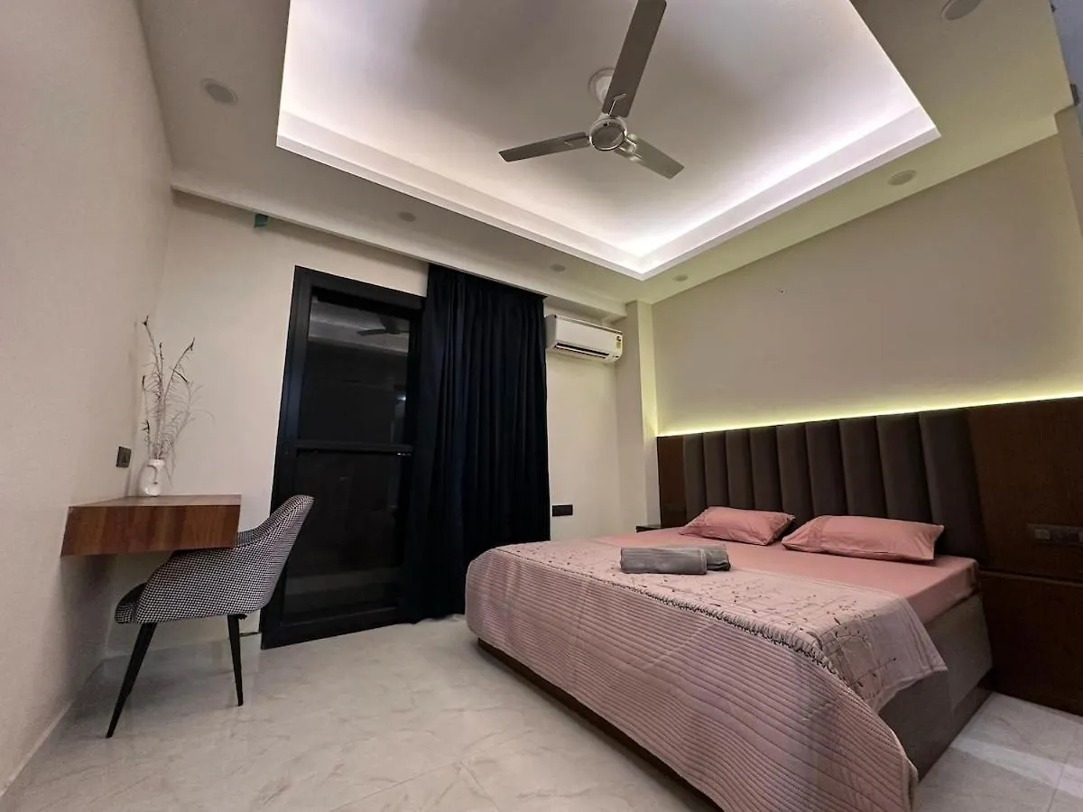 Urban Keys 2Bhk Comfy Beds Wifi Daire Gurgaon