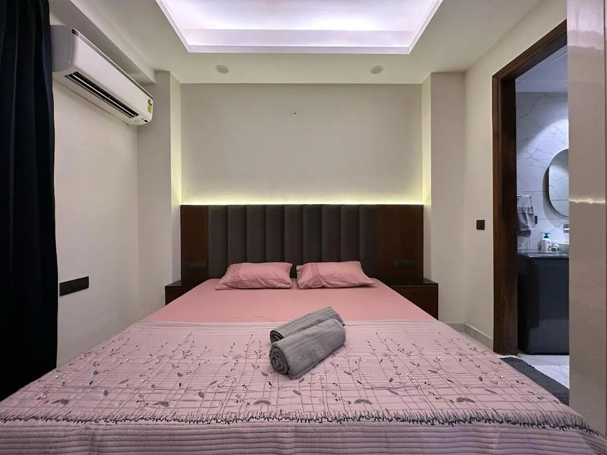 Urban Keys 2Bhk Comfy Beds Wifi Daire Gurgaon