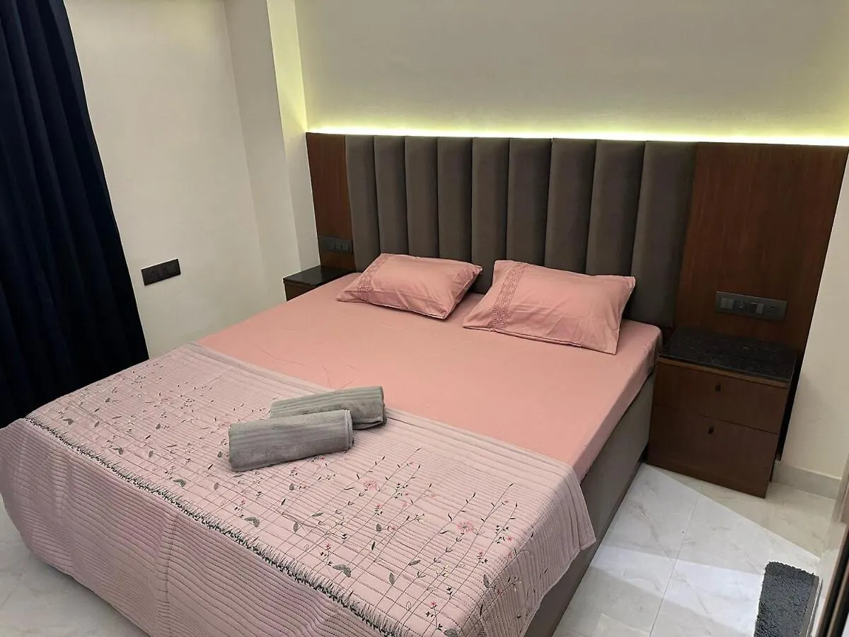 Urban Keys 2Bhk Comfy Beds Wifi Daire Gurgaon